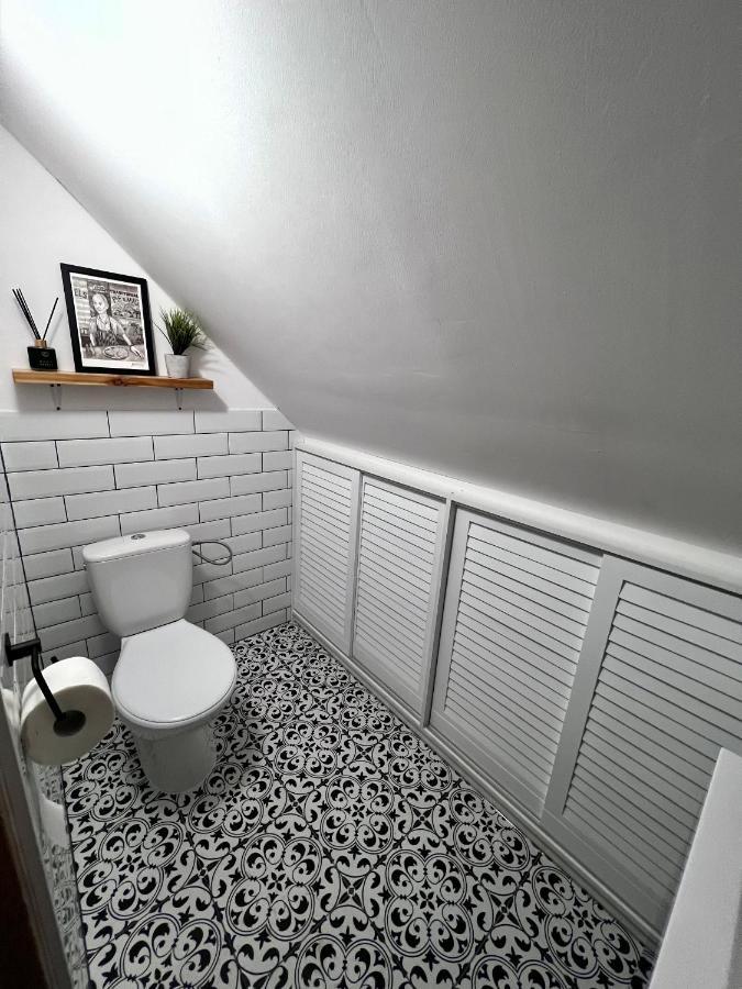 Domek Pod Debem Szymonowo Exterior foto